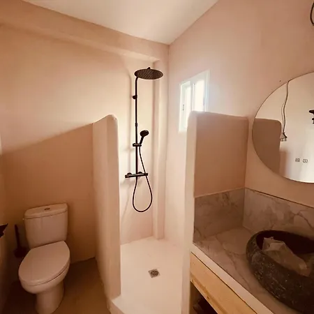 Templo Apartment