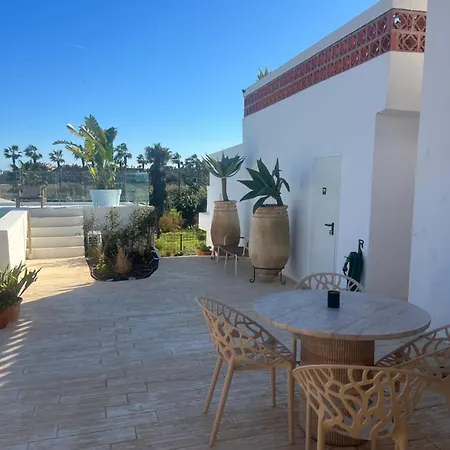 Templo Apartment *